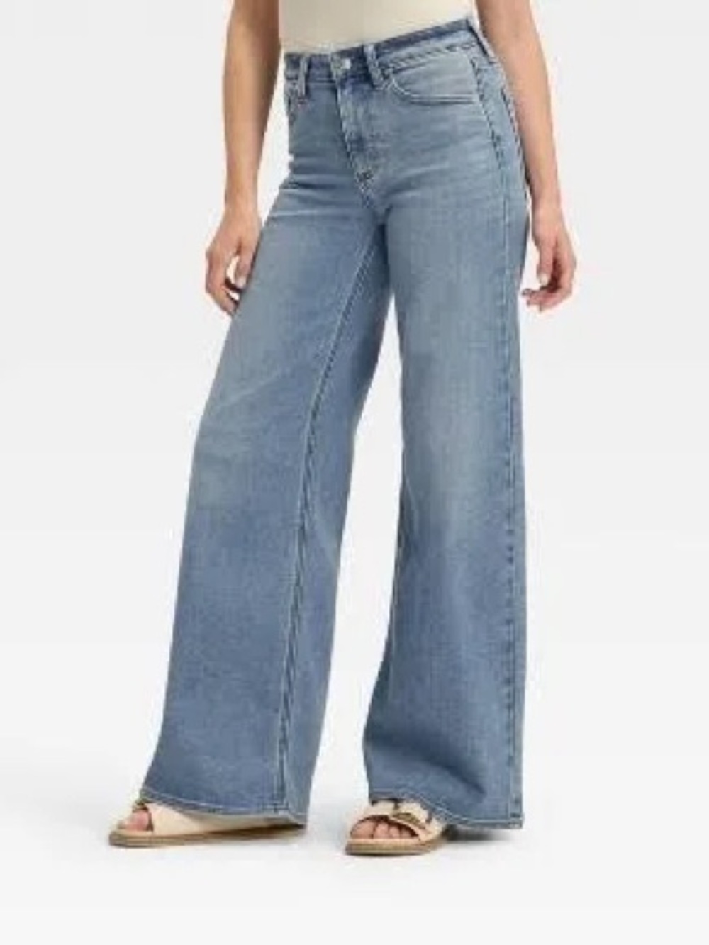 Universal Thread Light Blue High-Rise Wide Leg Jeans